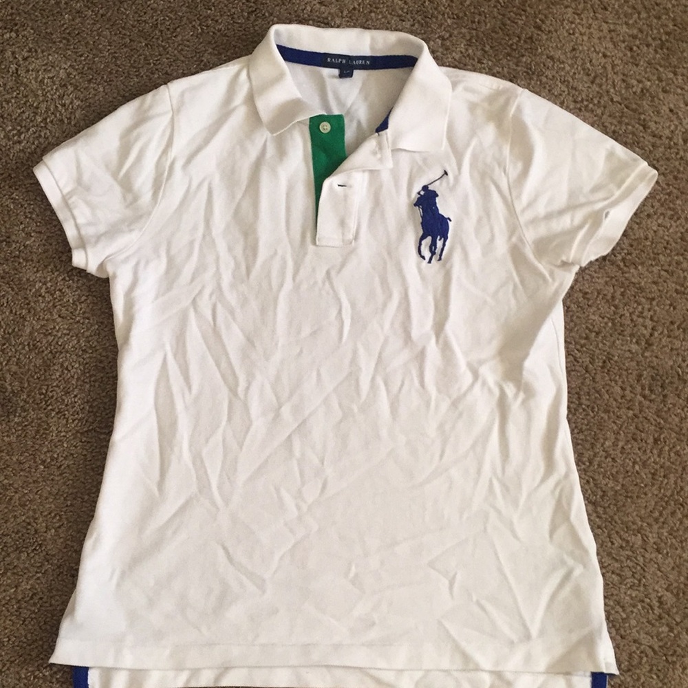 collared polo shirt